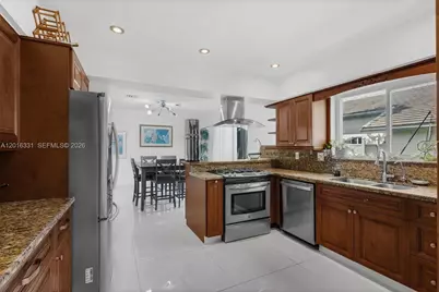 633 N Crescent Dr, Hollywood, FL 33021 - Photo 20