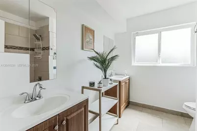 633 N Crescent Dr, Hollywood, FL 33021 - Photo 40