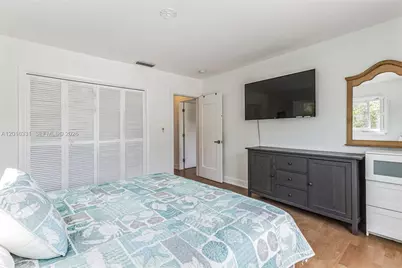 633 N Crescent Dr, Hollywood, FL 33021 - Photo 34