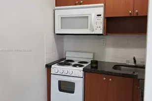 554 NE 68th St, Miami, FL 33138 - Photo 2