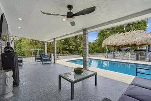 2918 Cleveland St, Hollywood, FL 33020 - Photo 4
