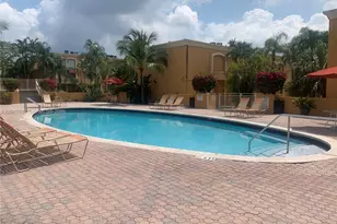 17901 NW 68th Ave, Hialeah, FL 33015 - Photo 8
