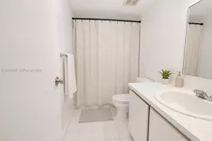 17901 NW 68th Ave, Hialeah, FL 33015 - Photo 2