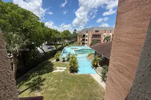 17530 NW 68th Ave, Hialeah, FL 33015 - Photo 6