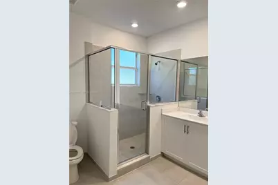 1211 SE 27th Ter, Homestead, FL 33035 - Photo 14