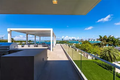 13390 Biscayne Bay Dr, North Miami, FL 33181 - Photo 16