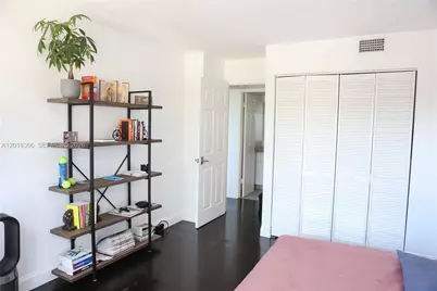 600 NE 36th St #310, Miami, FL 33137 - Photo 16