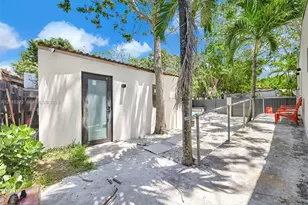 4721 NW 6th Ave, Miami, FL 33127 - Photo 6