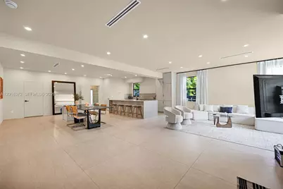4721 NW 6th Ave, Miami, FL 33127 - Photo 16