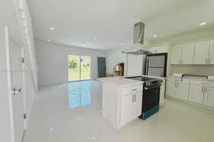 8005 NW 14th Ct, Miami, FL 33147 - Photo 4