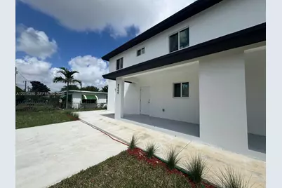 8005 NW 14th Ct #8005, Miami, FL 33147 - Photo 2