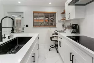 2200 Monroe St, Hollywood, FL 33020 - Photo 4