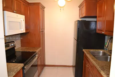 13350 SW 1st St #207P, Pembroke Pines, FL 33027 - Photo 10