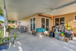 8266 NW 192nd Terrace, Hialeah, FL 33015 - Photo 12