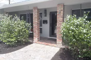 1705 NE 24th St, Wilton Manors, FL 33305 - Photo 2