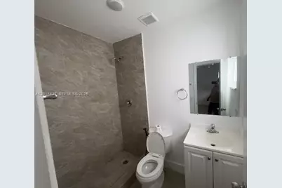 920 SE 2nd Ave #7, Hallandale Beach, FL 33009 - Photo 6