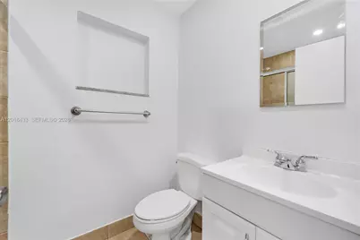 10731 SW 28th St #10731, Miami, FL 33165 - Photo 8