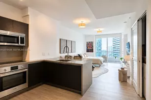 1080 Brickell Ave, Miami, FL 33131 - Photo 4