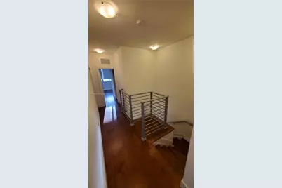 7210 NW 103rd Path, Doral, FL 33178 - Photo 6
