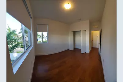 7210 NW 103rd Path, Doral, FL 33178 - Photo 8