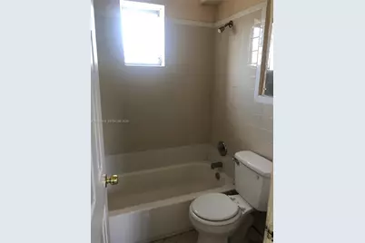 640 SW 7th St, Homestead, FL 33030 - Photo 4