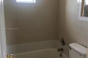 640 SW 7th St, Homestead, FL 33030 - Photo 4