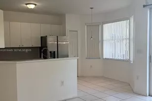 8525 SW 165th Pl, Miami, FL 33193 - Photo 8