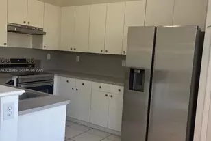 8525 SW 165th Pl, Miami, FL 33193 - Photo 10