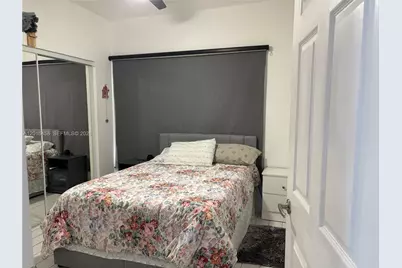1131 SW 86th Ave #1131, Pembroke Pines, FL 33025 - Photo 2