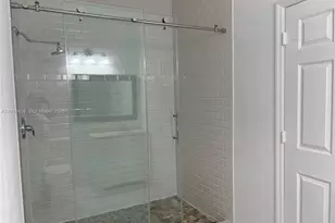 1131 SW 86th Ave, Pembroke Pines, FL 33025 - Photo 10