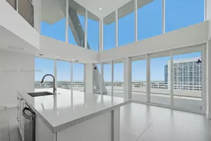 555 NE 34th St, Miami, FL 33137 - Photo 1
