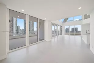 555 NE 34th St, Miami, FL 33137 - Photo 10