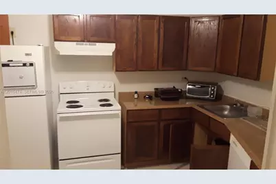 1680 NE 191st St #105-2, Miami, FL 33179 - Photo 2