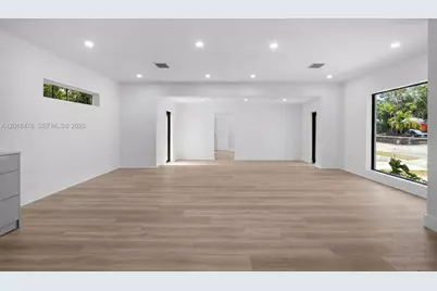 4746 NW 10th Ave, Miami, FL 33127 - Photo 8