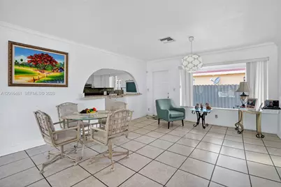 2451 NW 11th St, Miami, FL 33125 - Photo 6
