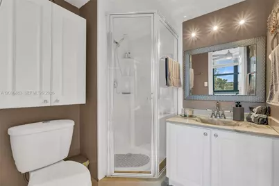 1101 Colony Point Cir #309, Pembroke Pines, FL 33026 - Photo 18