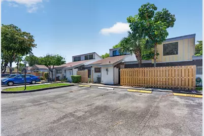 1717 NW 73rd Ave #33, Plantation, FL 33313 - Photo 2
