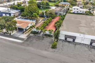 2140 NW 29th St, Oakland Park, FL 33311 - Photo 8