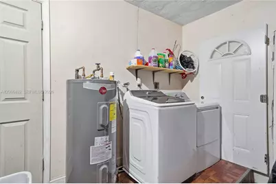 8271 NW 68th Ter, Tamarac, FL 33321 - Photo 32