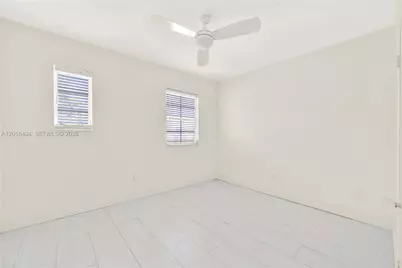 610 8th St #102, Miami Beach, FL 33139 - Photo 18