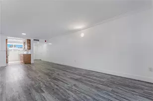 8340 Harding Ave, Miami Beach, FL 33141 - Photo 20