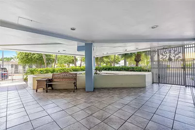 8340 Harding Ave #201, Miami Beach, FL 33141 - Photo 32