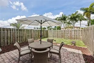 284 SE 37th Ter, Homestead, FL 33033 - Photo 6