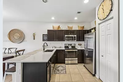 284 SE 37th Ter, Homestead, FL 33033 - Photo 20