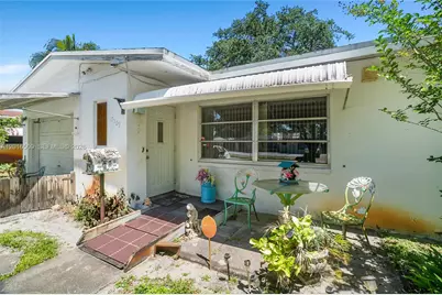 7509 Garfield St, Hollywood, FL 33024 - Photo 2