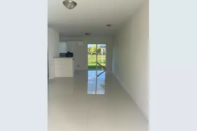 2121-2125 NW 72nd St, Miami, FL 33147 - Photo 24