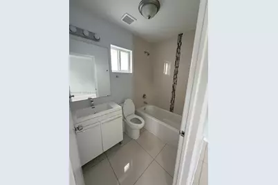 2121-2125 NW 72nd St, Miami, FL 33147 - Photo 16