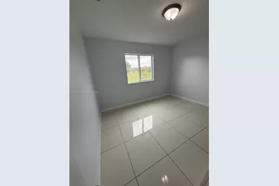 2121-2125 NW 72nd St, Miami, FL 33147 - Photo 14