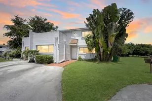 8670 Bridle Path Ct, Davie, FL 33328 - Photo 2