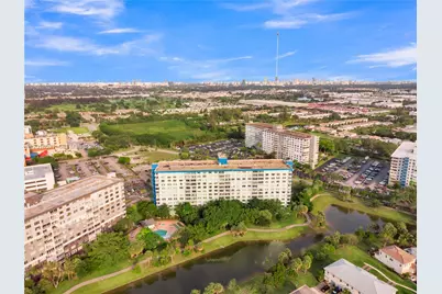 4001 Hillcrest Dr #812, Hollywood, FL 33021 - Photo 38